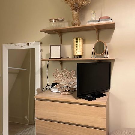 Studio Entierement Renove Avec Balcon Place De La Bastille Paris Eksteriør bilde