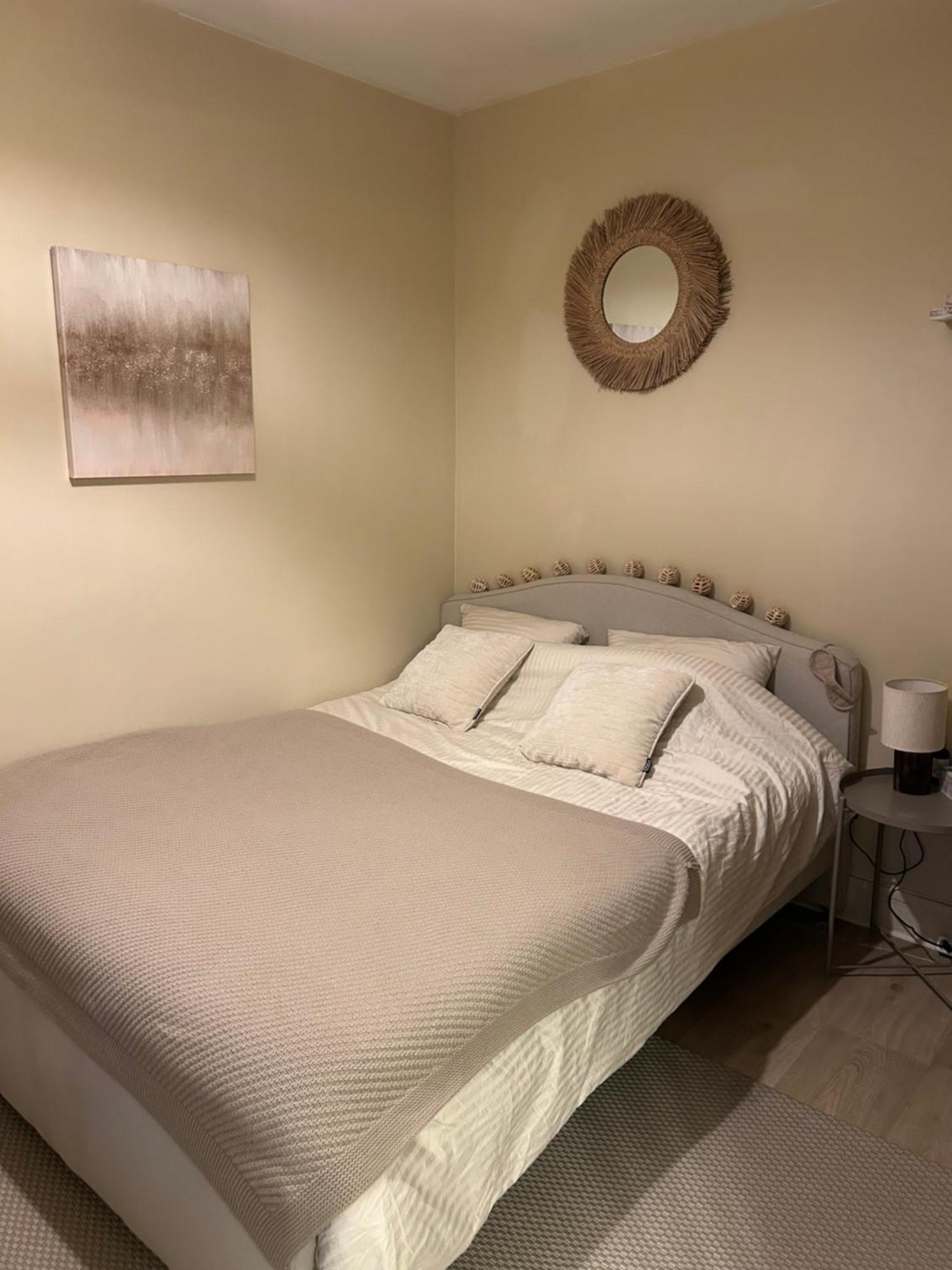 Studio Entierement Renove Avec Balcon Place De La Bastille Paris Eksteriør bilde